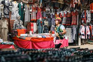 BIB: 
                            <button type="button" onclick="openModal(25557737)" class="btn btn-primary btn-sm float-right btn-popup" data-toggle="modal" data-target=".modal-high-quality">
                        <i class="fas fa-shopping-cart"></i> Add to Cart
                    </button>
                                            <button type="button" onclick="isThisMe(25557737, true)" class="btn btn-success btn-sm float-right btn-popup btn-isme hidden" data-toggle="tooltip" data-placement="bottom" title="นี่คือรูปของคุณใช่ไหม คลิกที่นี่เพื่อเอาเข้าอัลบั้ม">
                        <i class="fas fa-plus"></i> Add to album
                    </button>
                    <button type="button" onclick="isThisMe(25557737, false)" class="btn btn-warning btn-sm float-right btn-popup btn-isnotme hidden">
                        <i class="fas fa-ban"></i> Remove from album
                    </button>